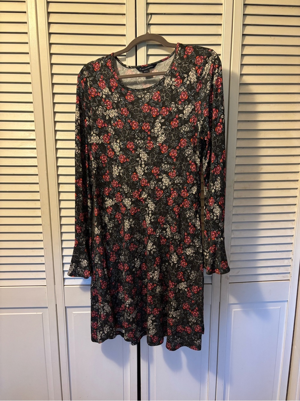 French Connection Black Long-Sleeve Floral Swing Dress with Red Rose Print